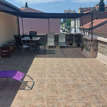 Apartment In Centre With Huge Terace PUY 외부 사진