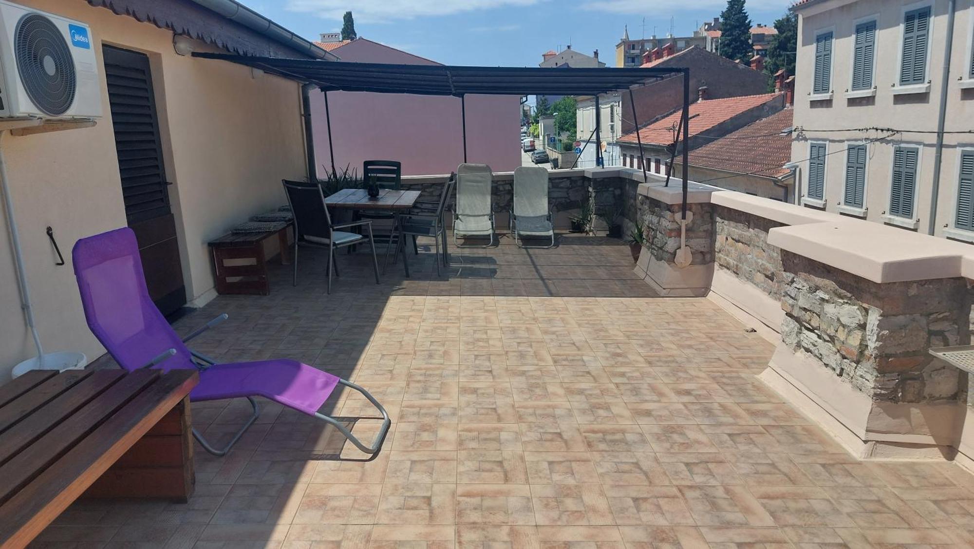 Apartment In Centre With Huge Terace PUY 외부 사진